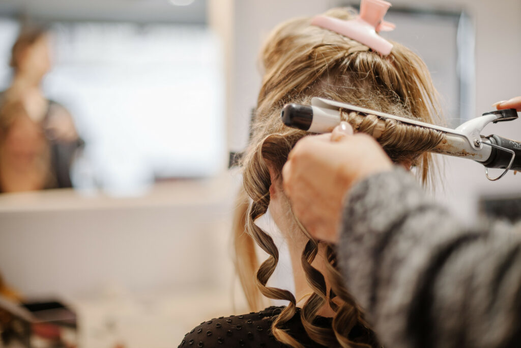 7 Ways To Elevate Client Experience In Your Salon Space